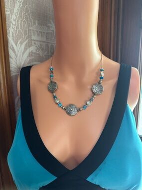 Boho Silver Medallion Turquoise Howlite Beaded Necklace Southwest Style coin